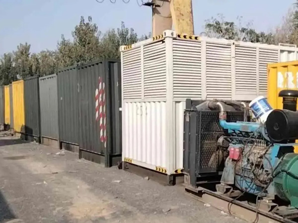 额敏200KW柴油发电机机组每小时油耗是多少?